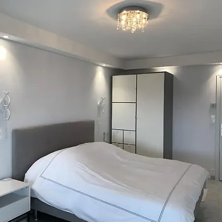 アパート La Pinede - 3 Bedrooms *