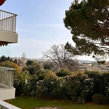 Lägenhet La Pinede - 3 Bedrooms